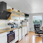 4 Bedroom Stunning In Thyholm