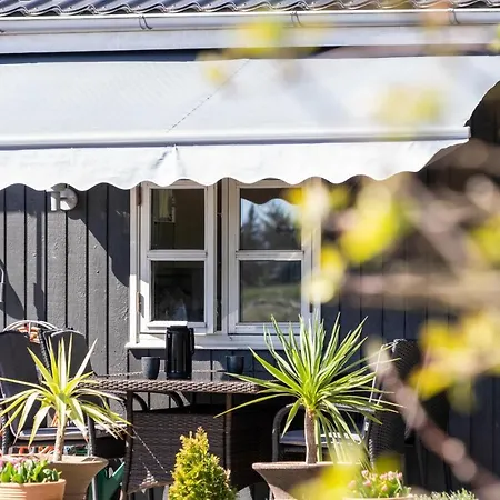4 Bedroom Stunning In * Thyholm